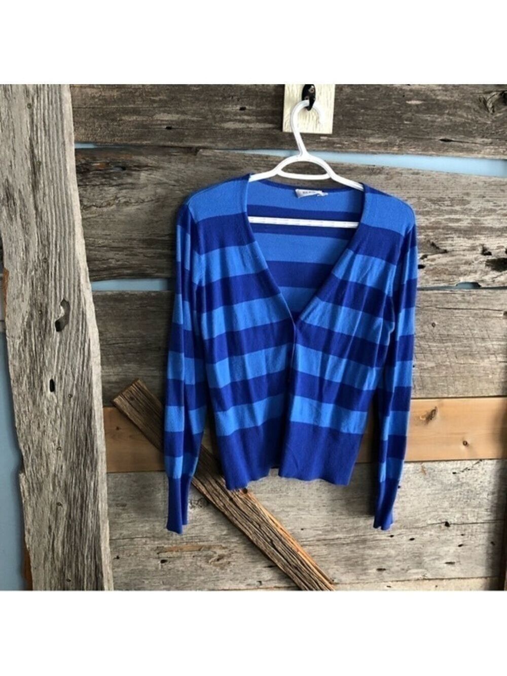 RICKI'S Size Large Blue Striped Cardigan